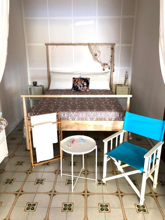 VacanzeNaxos - Casa Frontemare Giardini Naxos Exterior foto